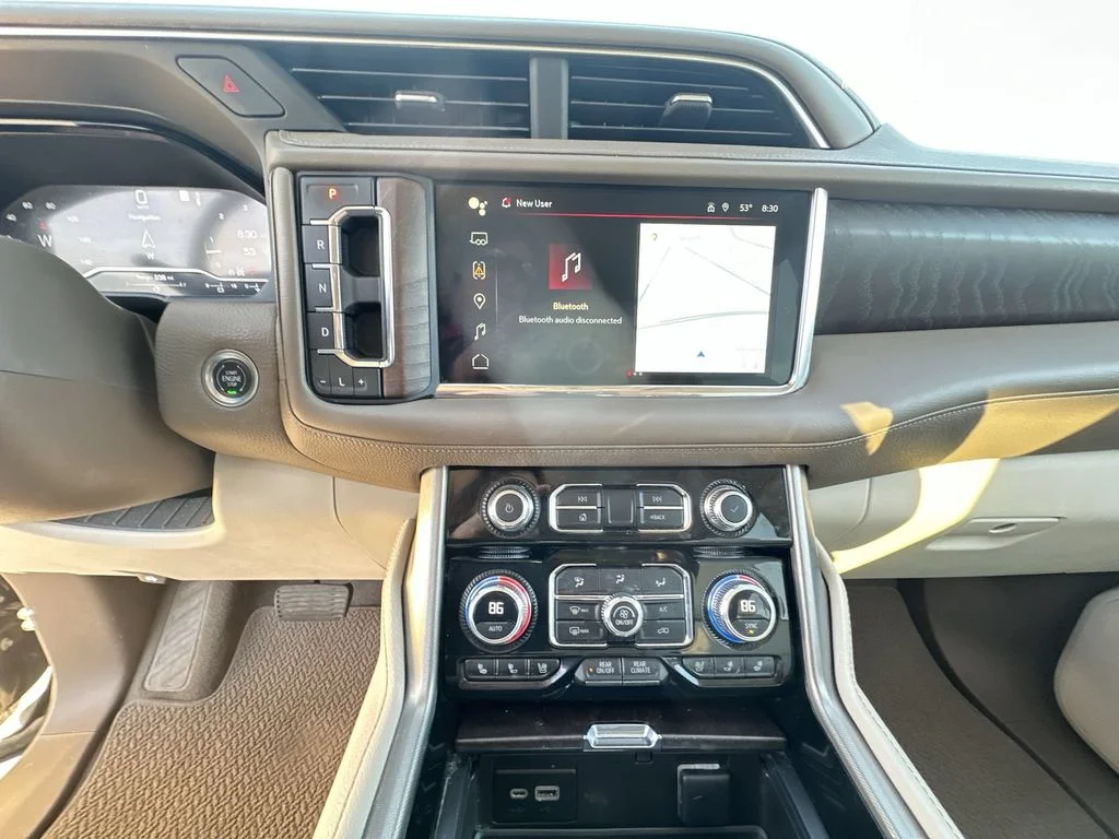 2023 GMC Yukon Denali - Photo 14