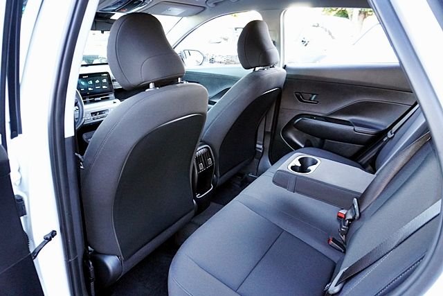 Used 2026 White Hyundai SEL Sport image 16