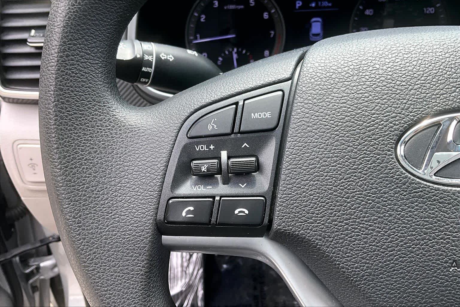 Used 2020 Stellar Silver Hyundai SEL image 24