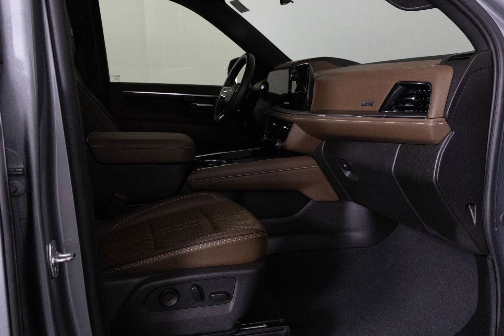 2025 CHEVROLET TAHOE - Image 39