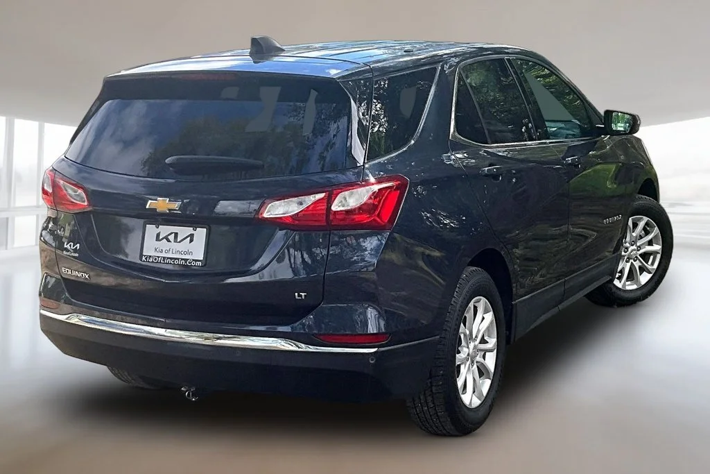 Used 2019 Storm Blue Metallic Chevrolet LT image 6