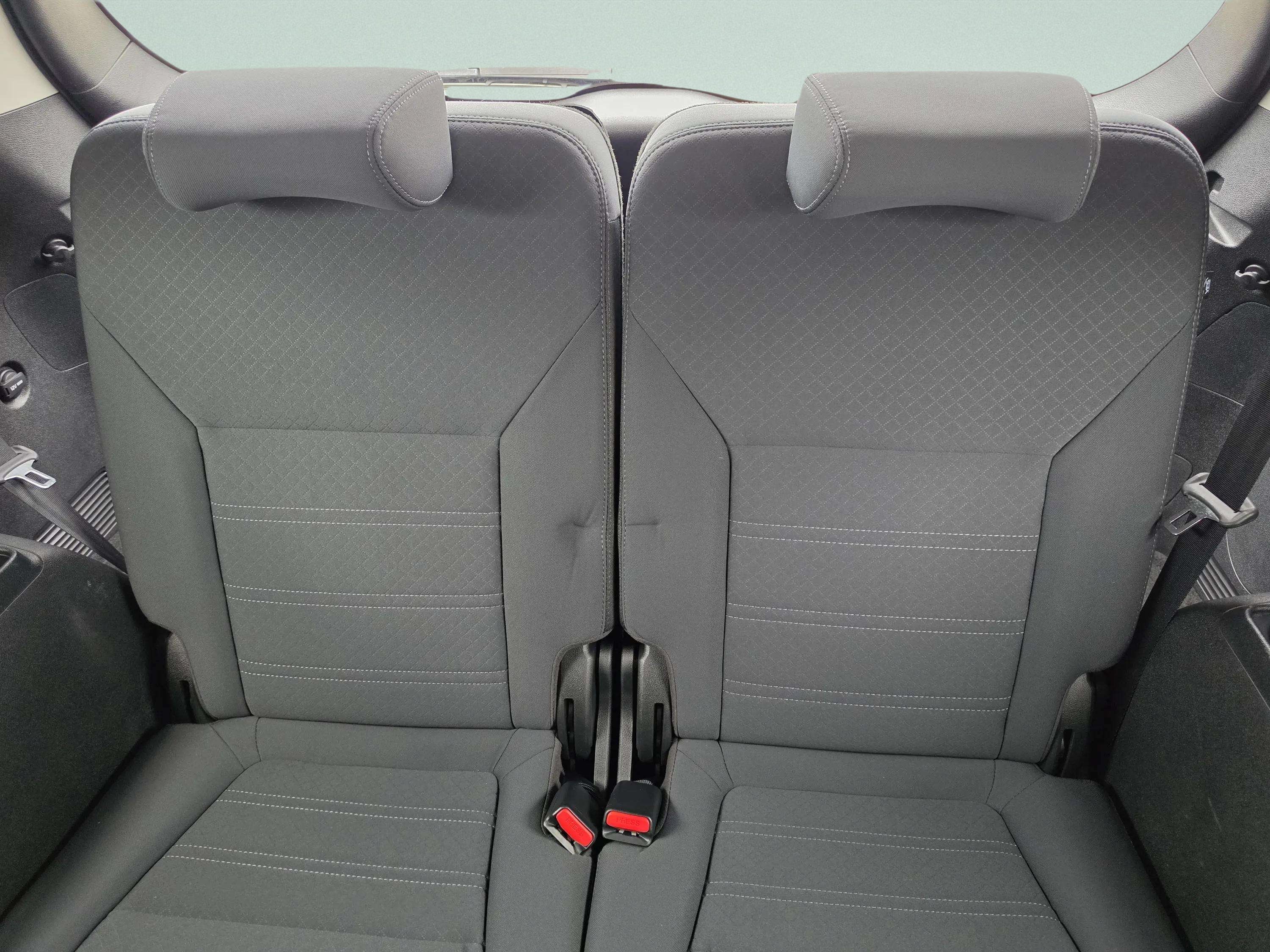 Used 2019 Platinum Graphite Kia LX V6 image 21