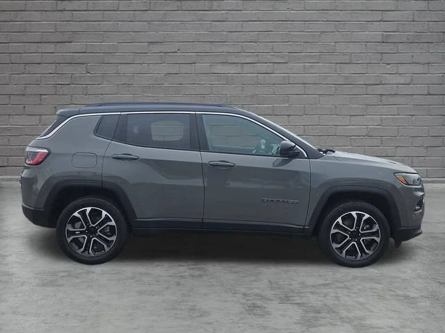 Used 2023 Gray Jeep Limited image 7