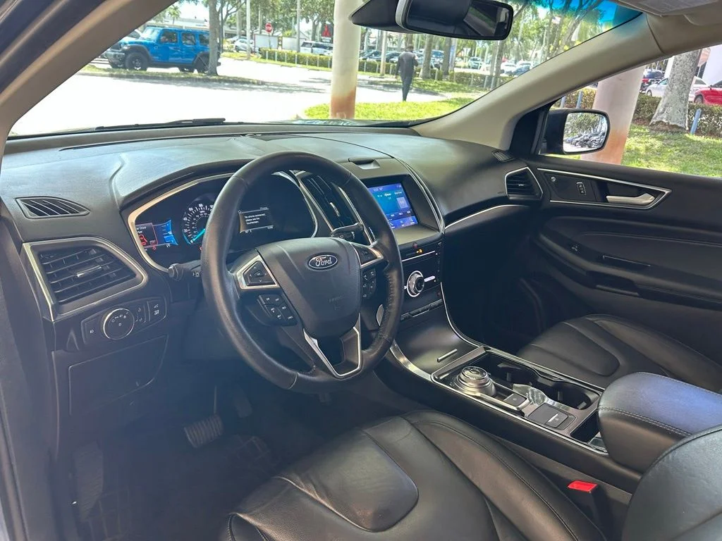 Used 2019 Blue Ford Titanium image 7