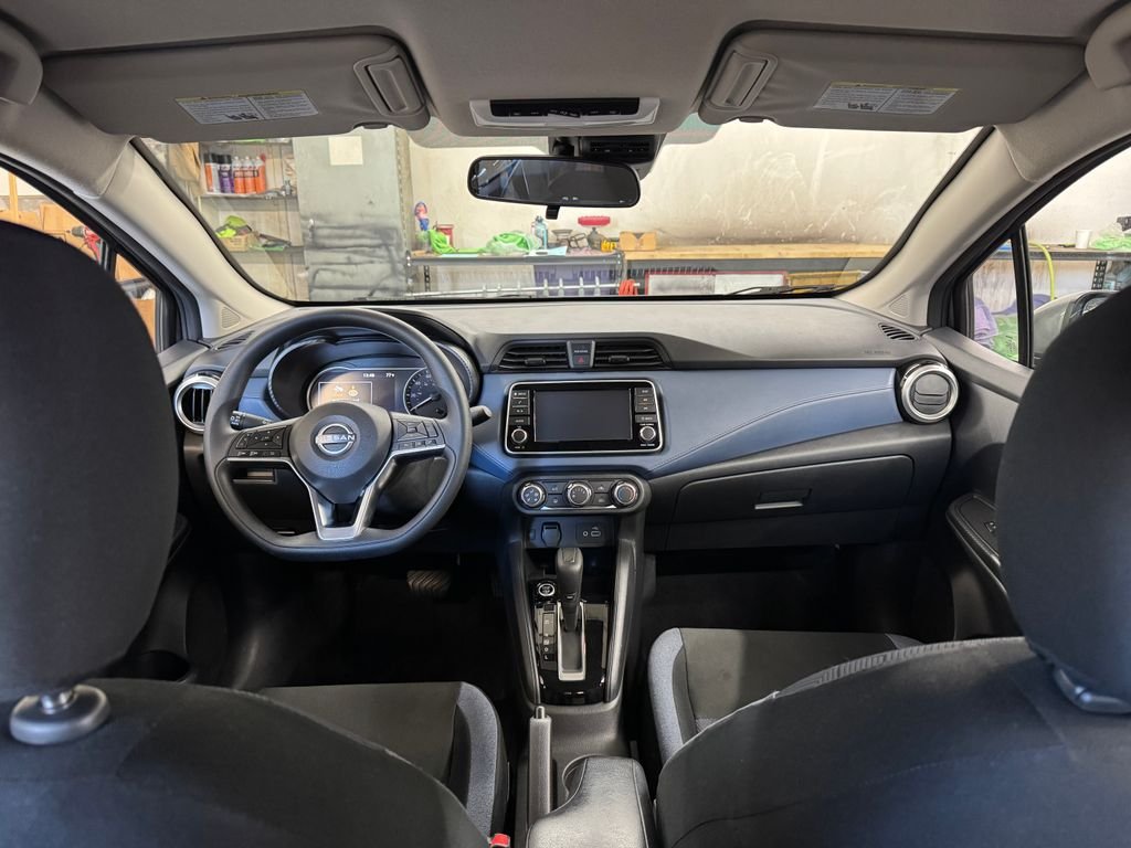 Used 2025 Gun Metallic Nissan 1.6 SV image 26