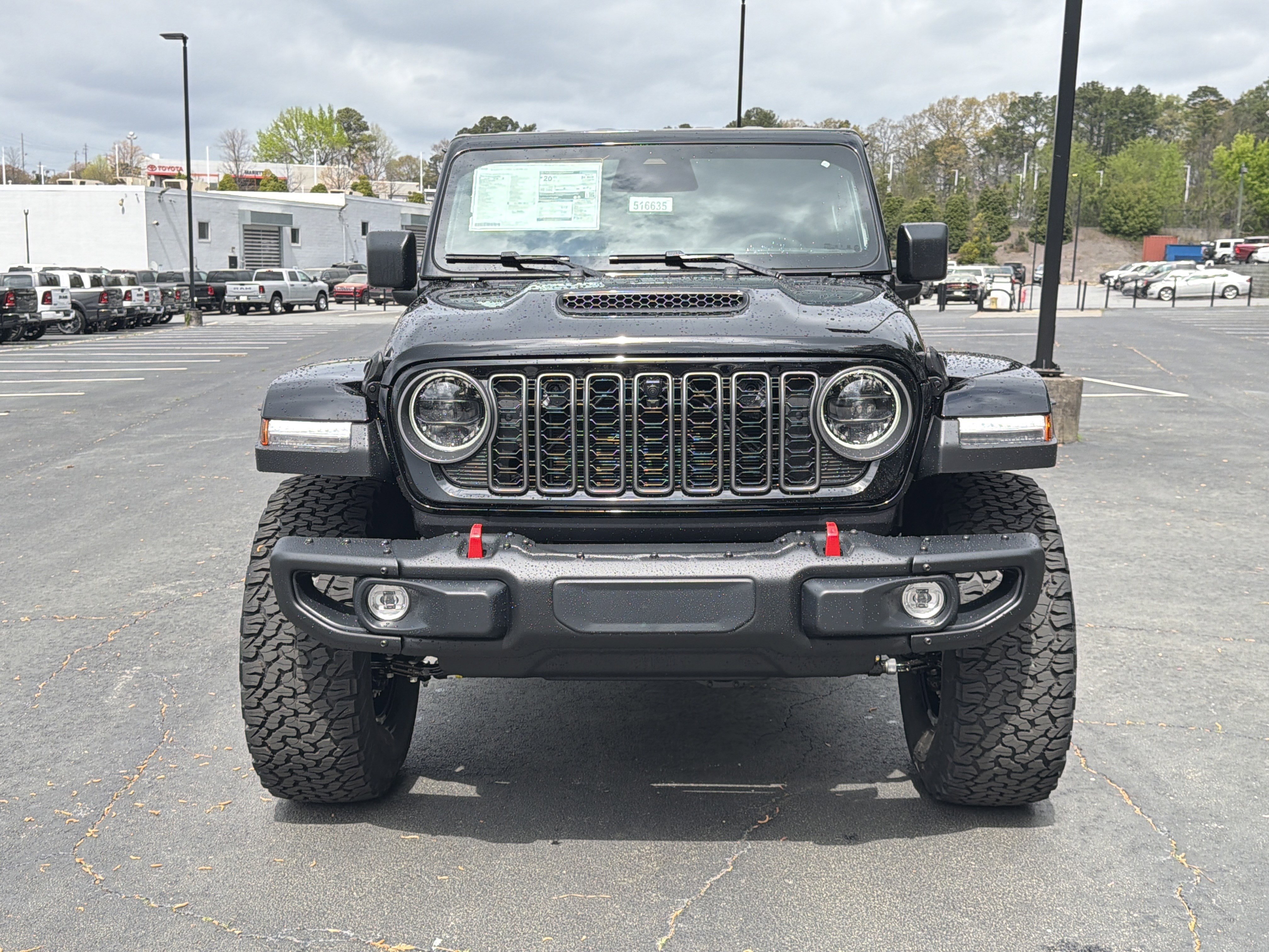 New 2026 Black Clear-Coat Exterior Paint Jeep Rubicon image 2