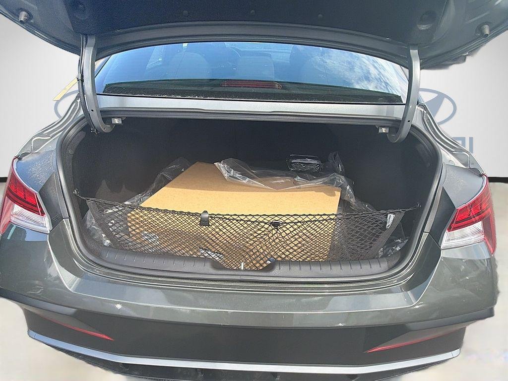 New 2026 Amazon Gray Hyundai SEL Sport Premium image 18