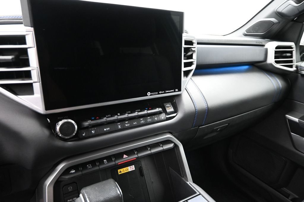 2023 Toyota Tundra Platinum - Photo 17