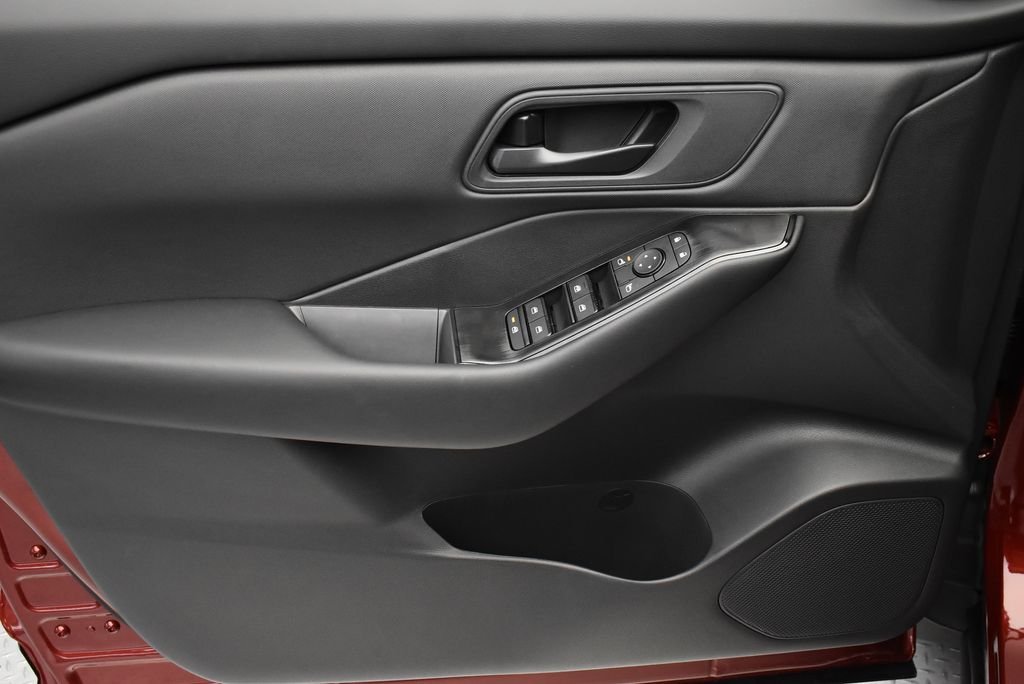 2026 Nissan Rogue S - Photo 10