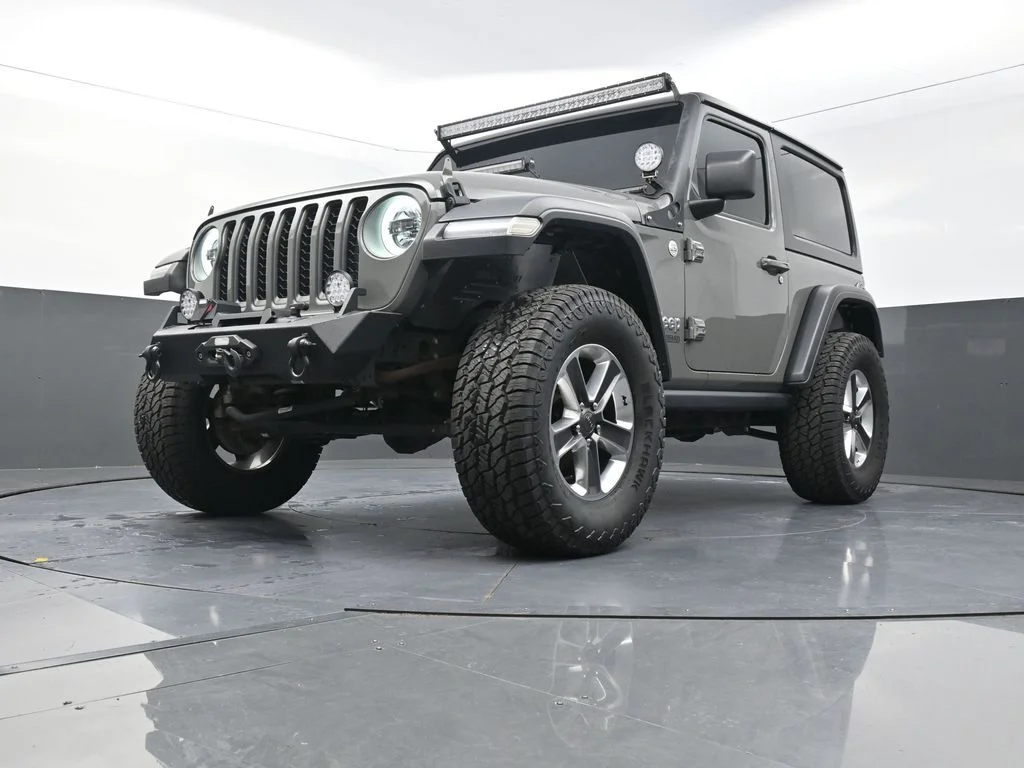 Used 2020 Gray Jeep Sport image 23
