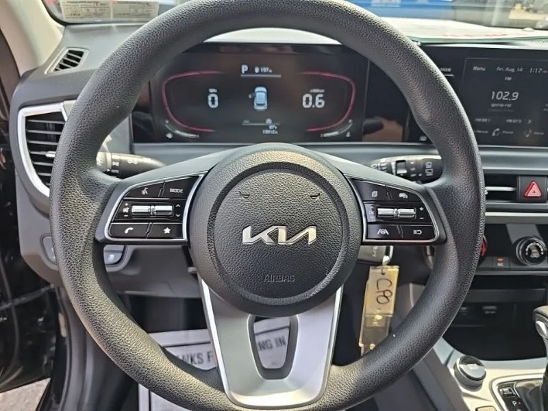 Used 2024 Black Kia LX image 11