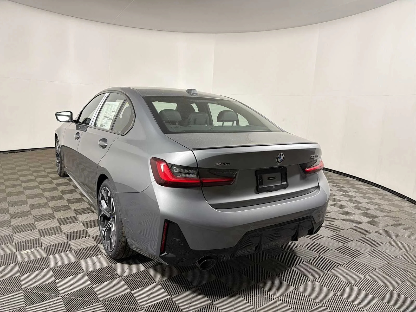 New 2026 Skyscraper Grey Metallic BMW 330i xDrive image 3