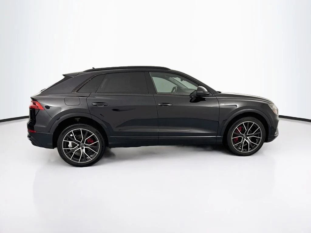 Used 2019 Black Audi 3.0T Prestige image 4