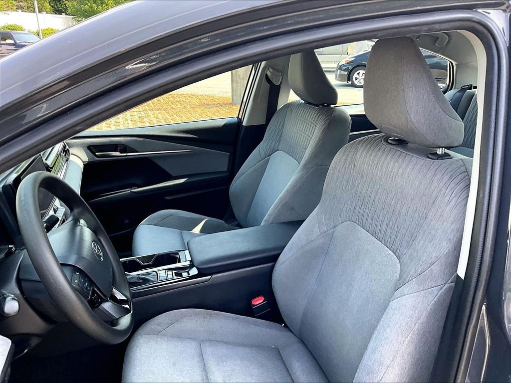 Used 2025  Toyota LE image 10