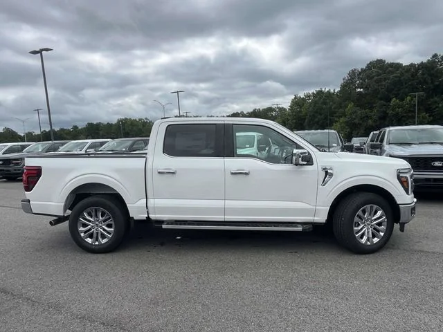 New 2026 Star White Metallic Tri-Coat Ford Lariat image 2