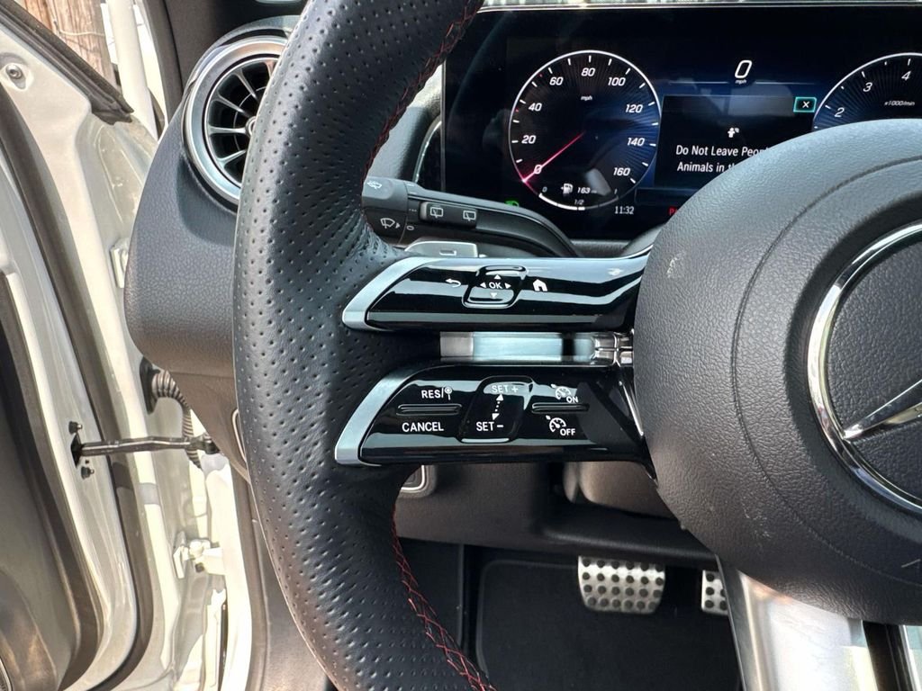 Certified Used 2025 White Mercedes-Benz GLB 250 image 23