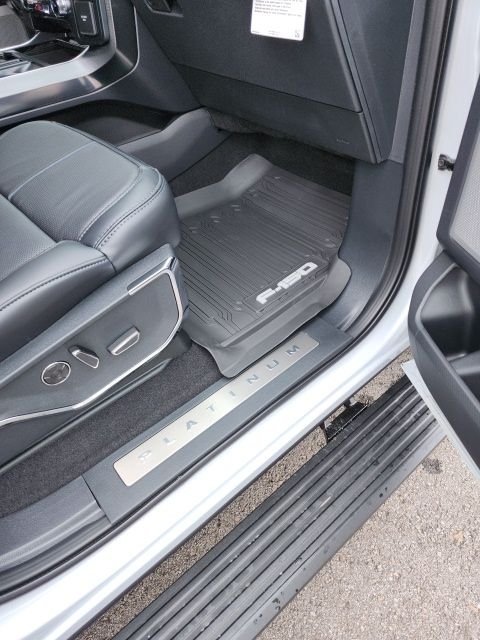 2025 Ford F-150 Platinum - Photo 63