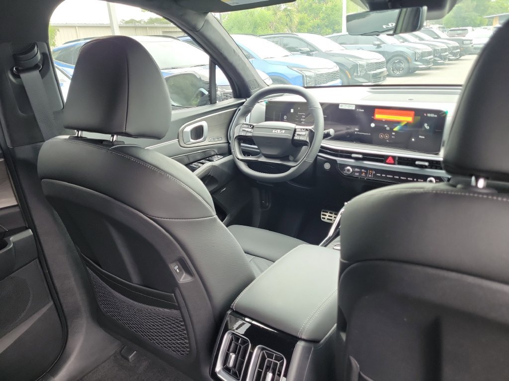 New 2026 Jungle Green Kia X-Line SX Prestige AWD image 13