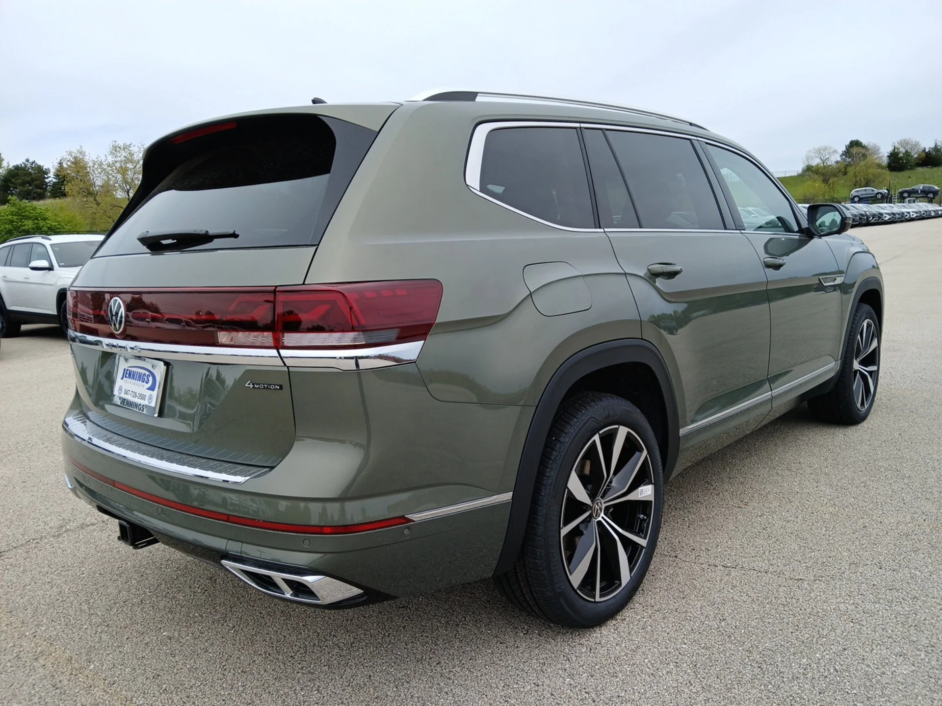 New 2026 Avocado Green Pearl Volkswagen 2.0T SEL Premium R-Line image 4