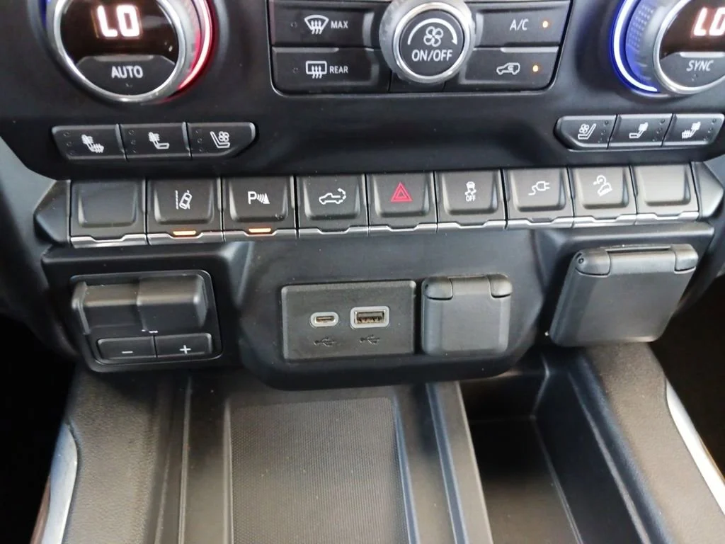 Used 2020 Shadow Gray Metallic Chevrolet High Country image 33