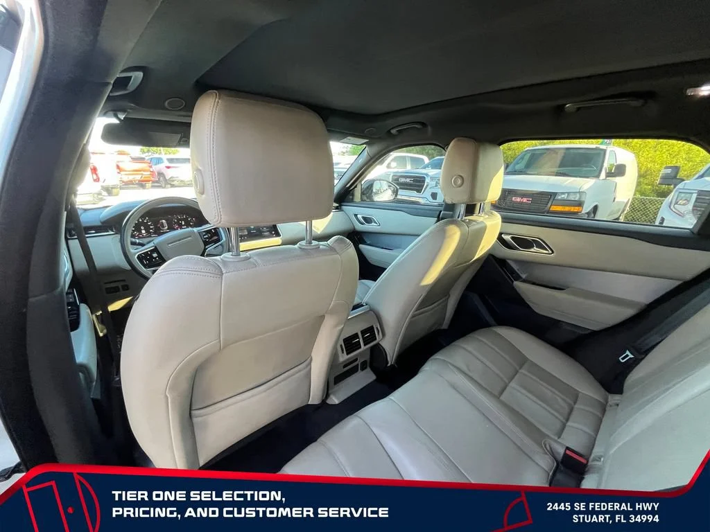 Used 2022 White Land Rover P250 R-Dynamic S image 15