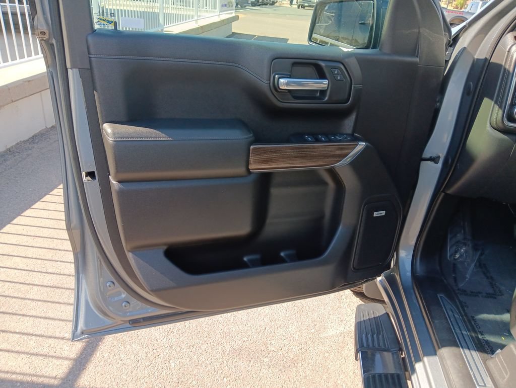 Used 2020 SATIN STEEL METALLIC Chevrolet RST image 10