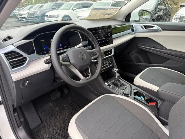 New 2026 White Volkswagen 1.5T SE image 10