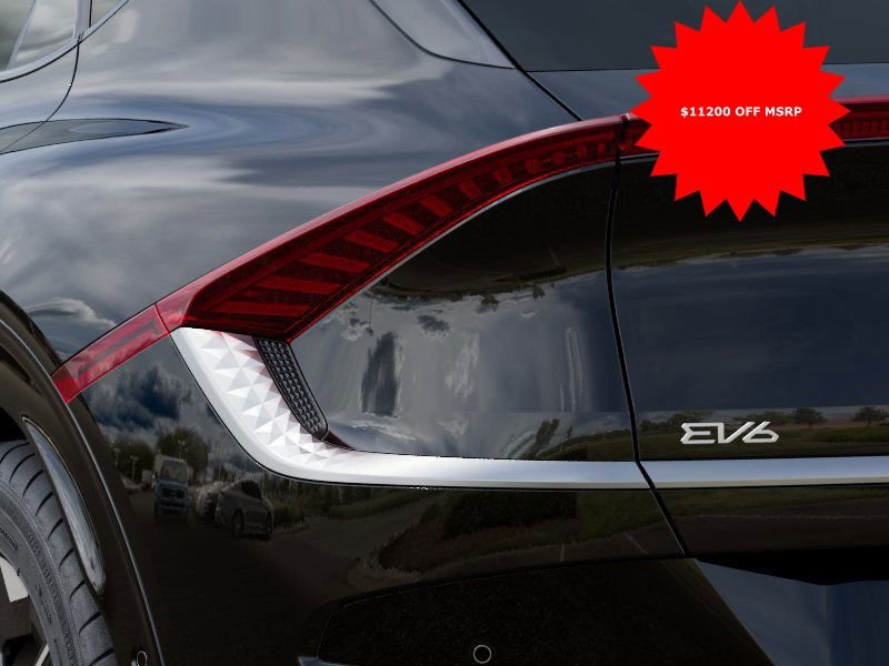 2025 Kia EV6 Wind - Photo 11