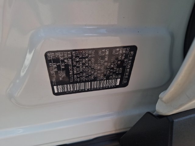 Used 2023 White Nissan Platinum image 29