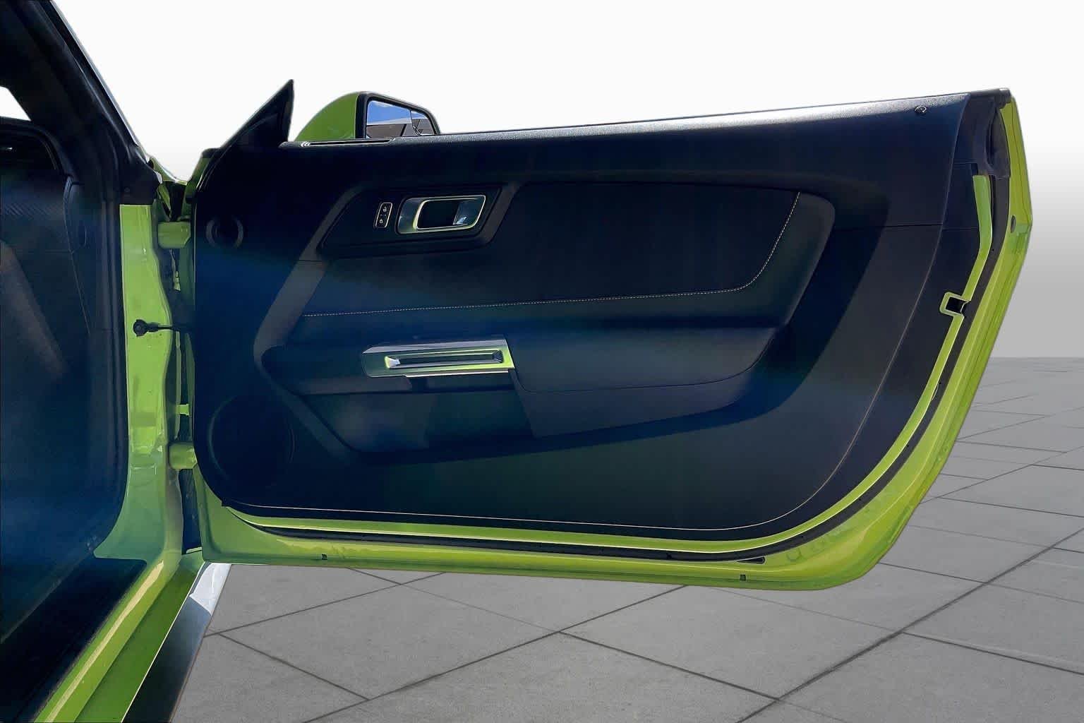 Used 2020 Grabber Lime Ford EcoBoost image 21