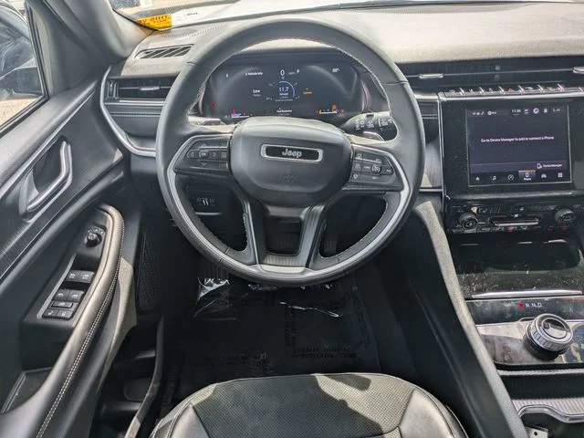 Used 2025 Silver Jeep Altitude image 13