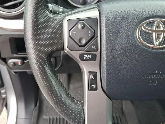 Certified Used 2017 SILVER ME Toyota  image 23