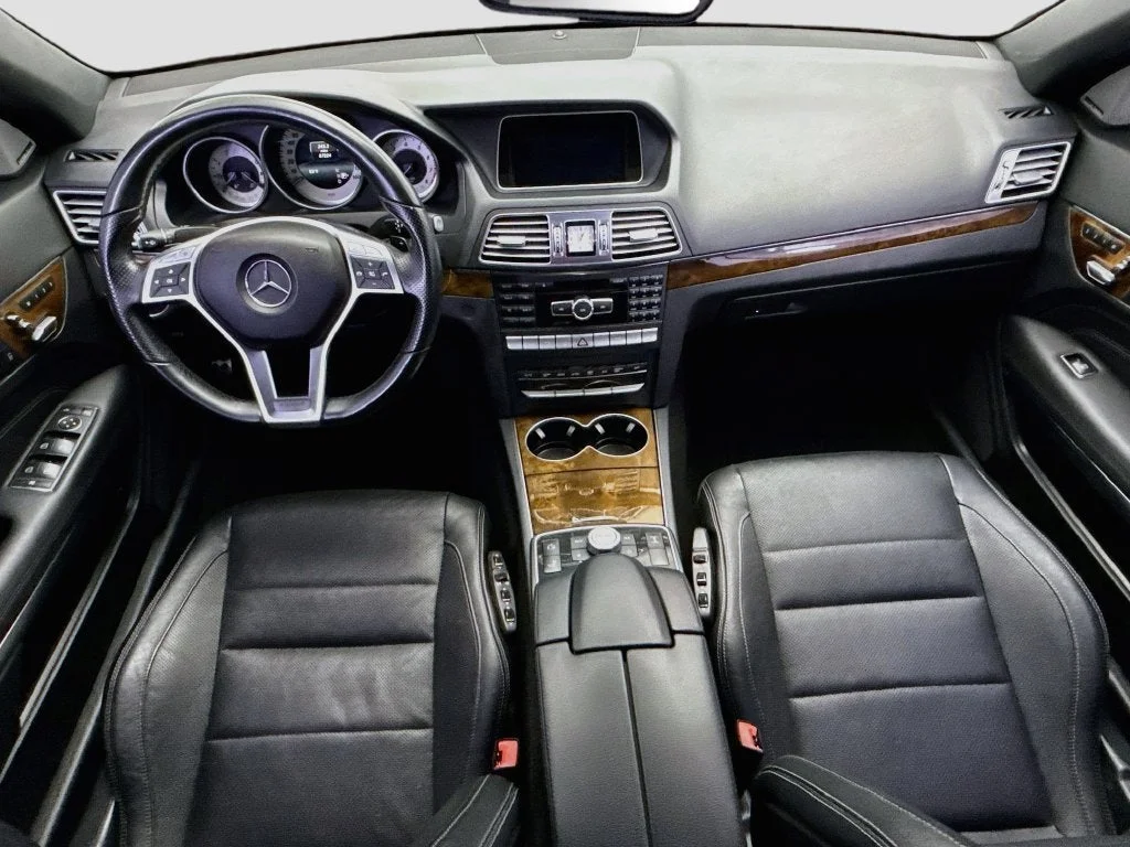 Used 2015  Mercedes-Benz E 550 image 13