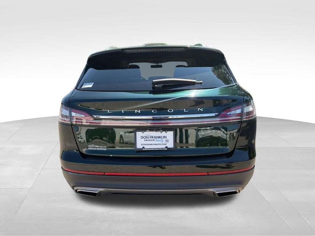Used 2021 Green Lincoln Reserve image 4