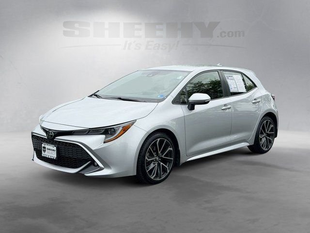 Used 2022 Silver Toyota XSE image 13