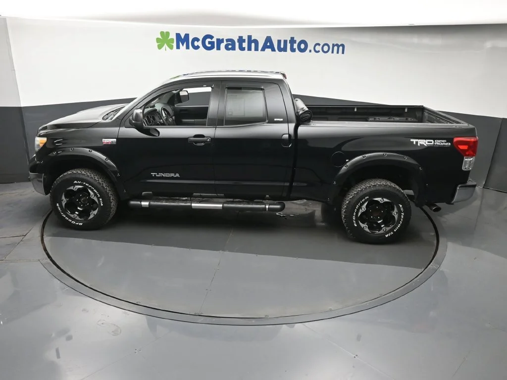 Used 2012 Black Toyota Grade image 24