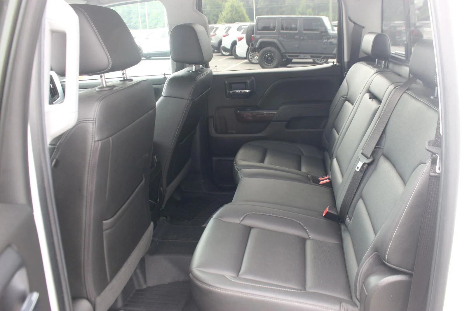 Used 2018 SUMMIT WHITE GMC SLT image 33