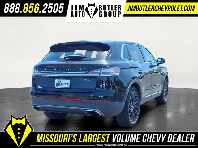 Used 2019  Lincoln Reserve image 25