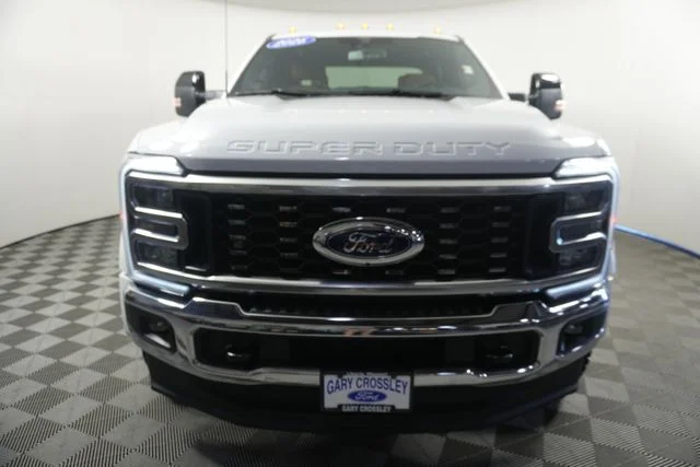 Used 2026 Oxford White Ford Lariat image 8