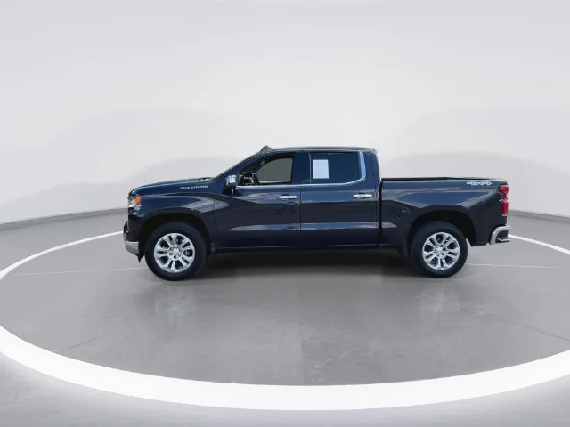 Used 2022 Gray Chevrolet LTZ image 7