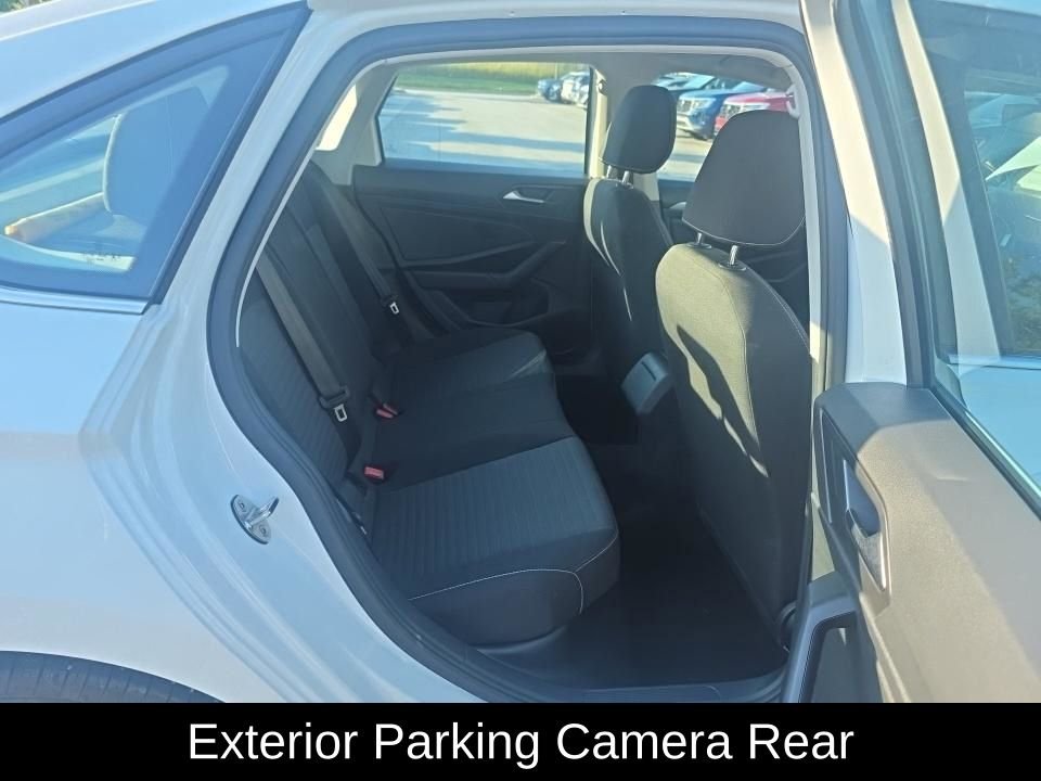 Used 2025 White Volkswagen 1.5T S image 7