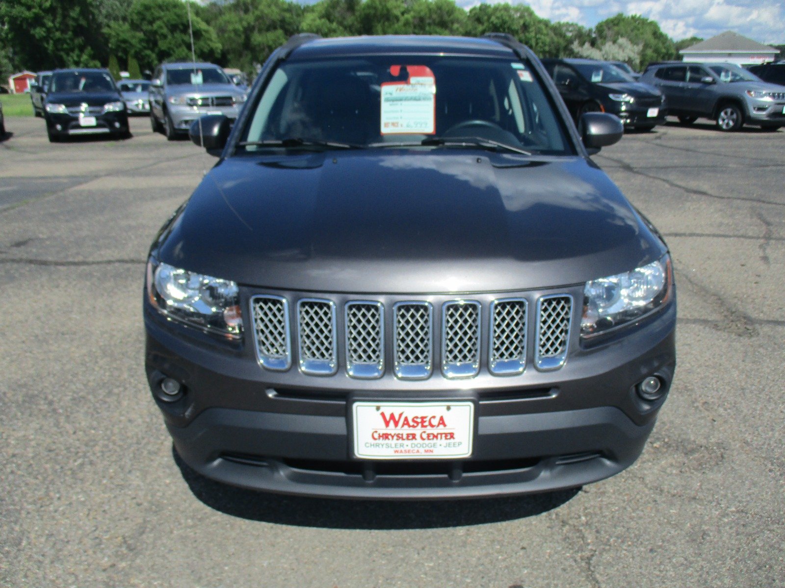 Used 2016 GRANITE Jeep Latitude image 10
