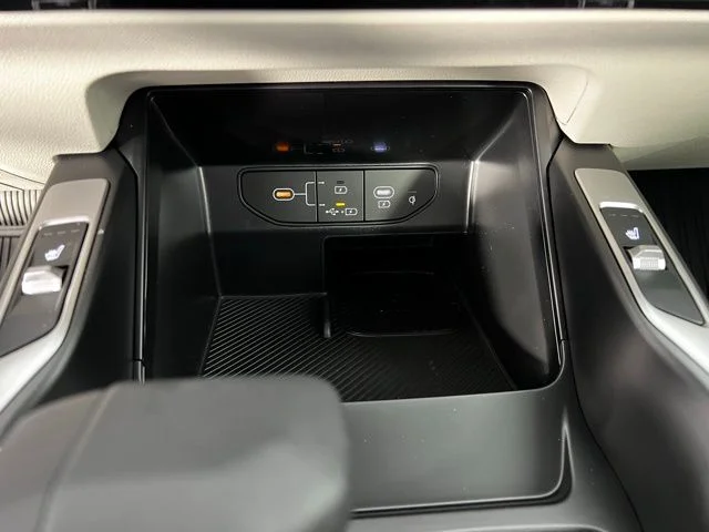 2026 Kia Sorento S - Photo 26
