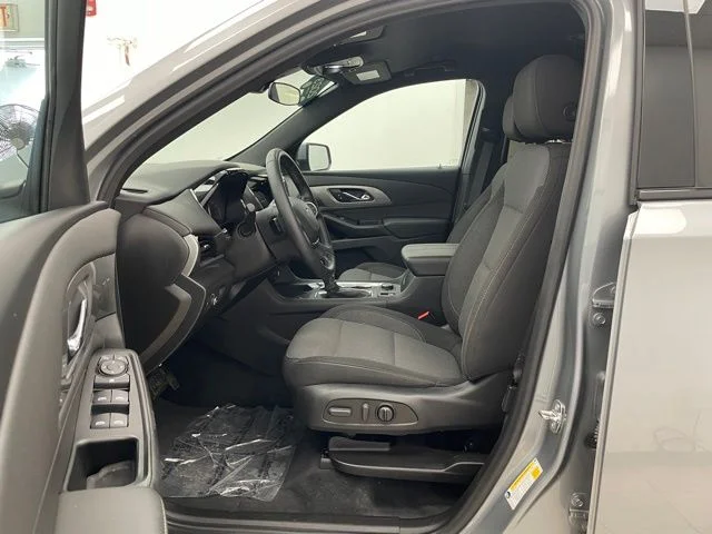 2023 Chevrolet Traverse 1LT - Photo 7