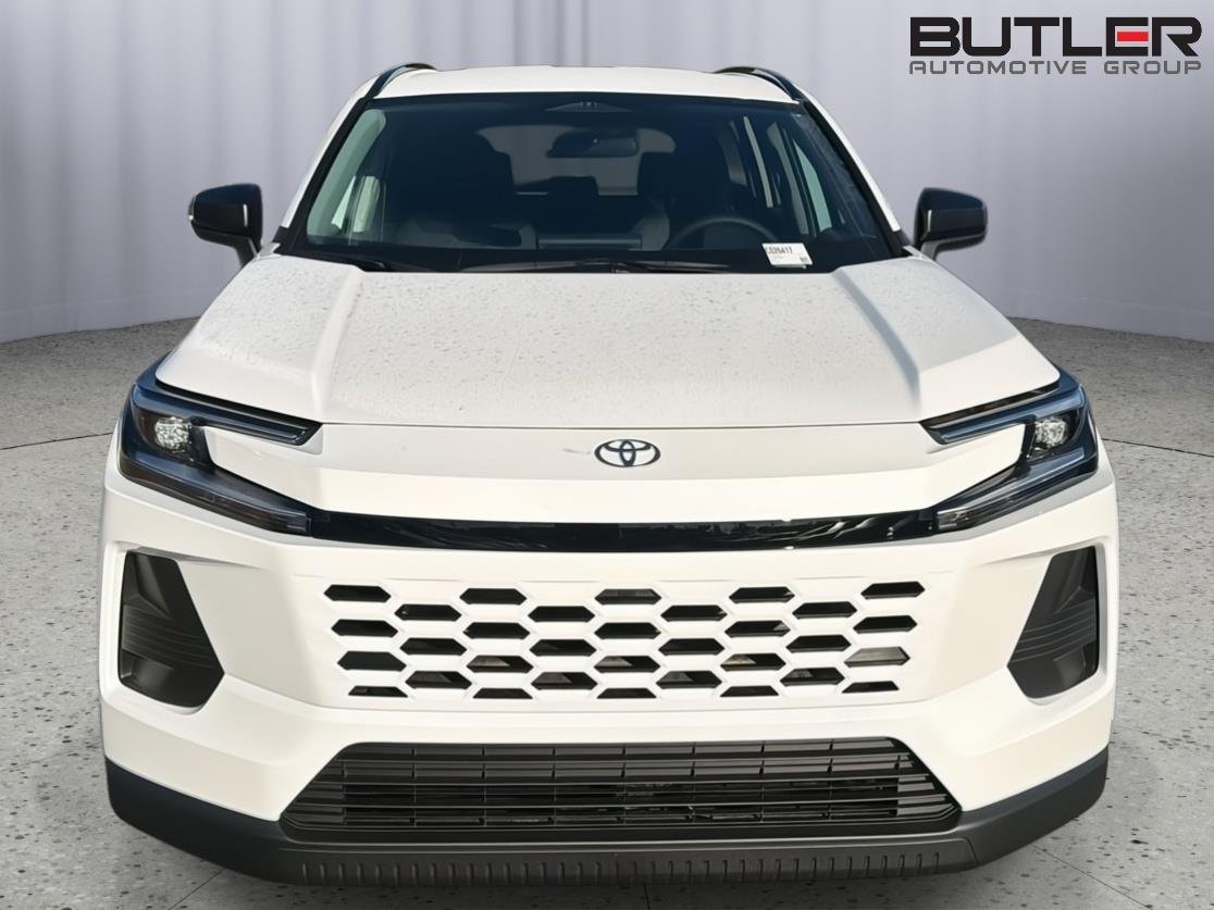 New 2026 Ice Cap Toyota LE image 9