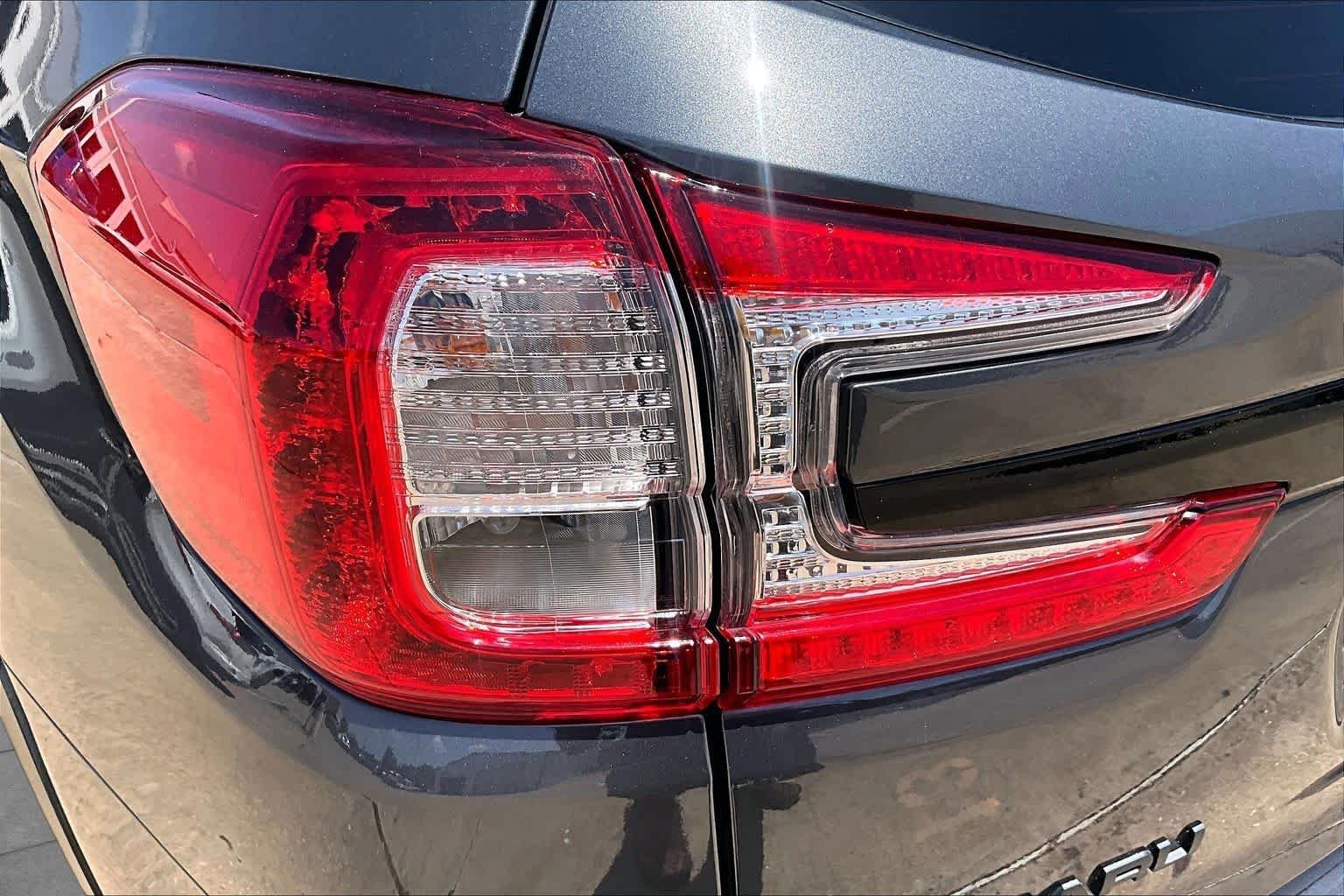 Used 2024 Magnetite Gray Metallic Subaru Onyx Edition image 29