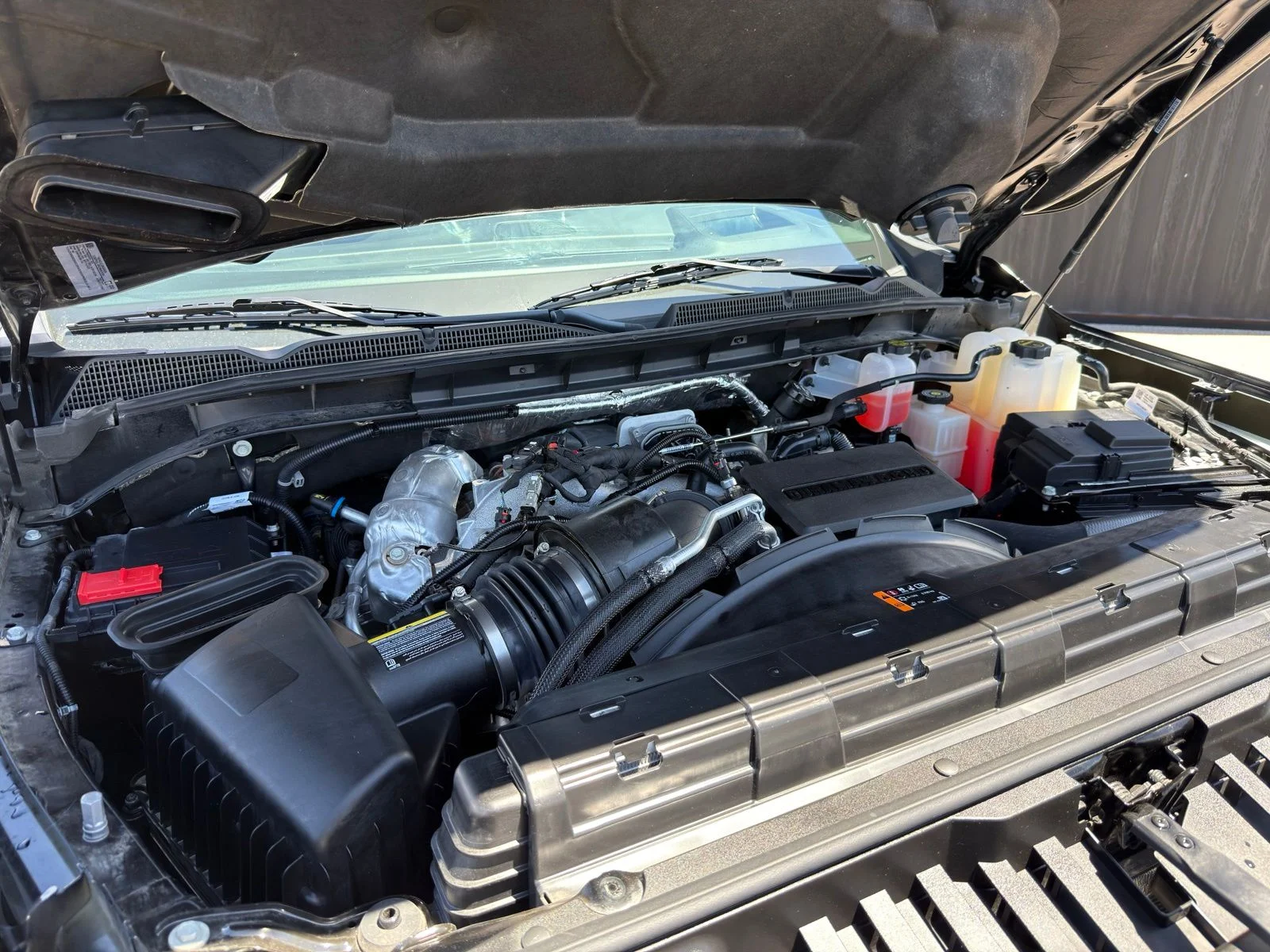 Used 2025 Black GMC Denali Ultimate image 38