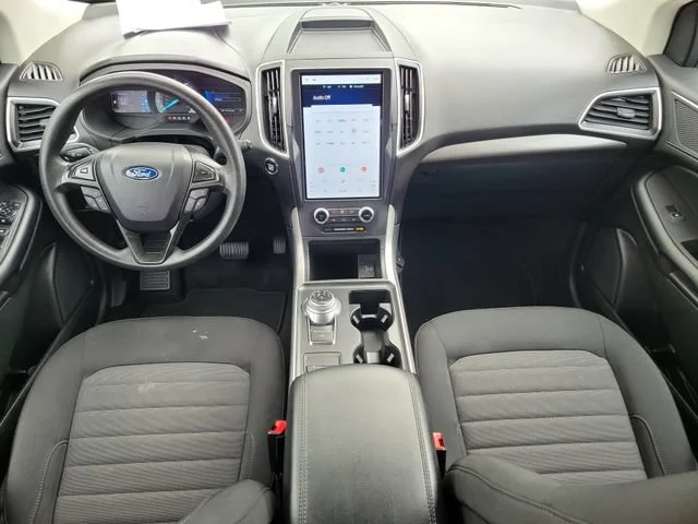 2024 Ford Edge SE - Photo 13