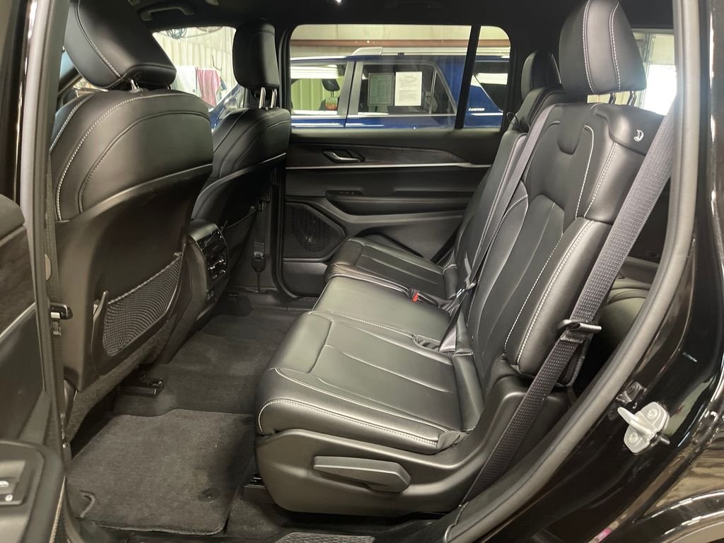 Used 2025 Black Jeep Limited image 21