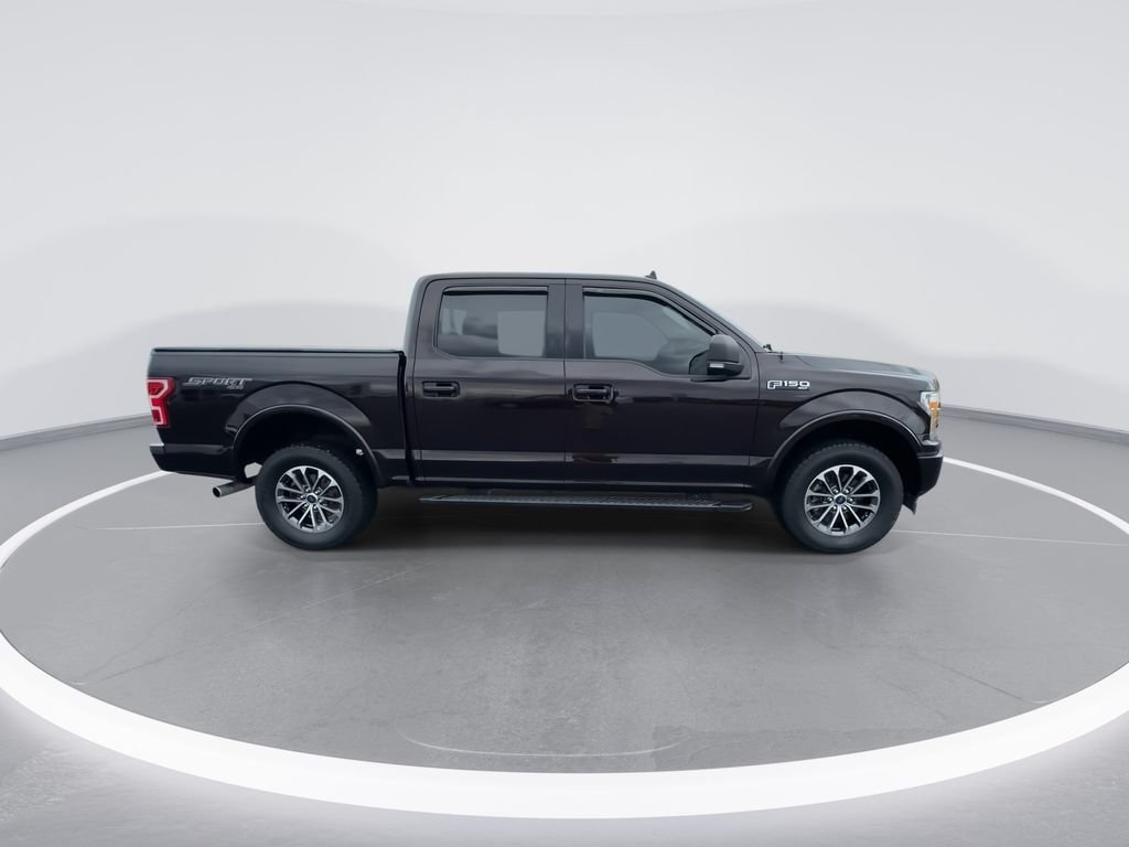 Used 2020 Red Ford XLT image 9